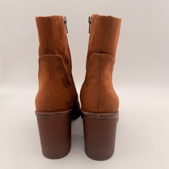 Universal Thread Cognac Faux Suede Ankle Block Heel Boots Women’s Size 7.5 - Picture 5 of 12